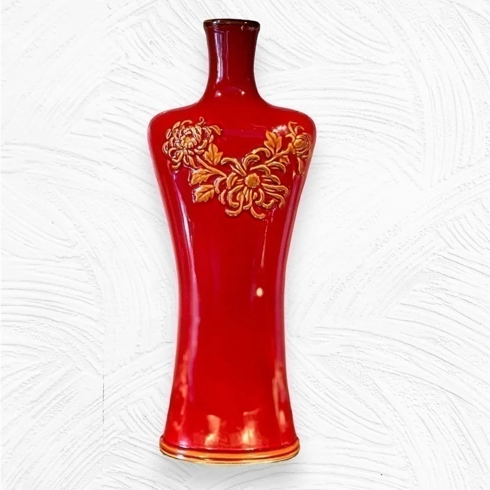 Oxblood Red Ceramic Glazed Vase Embossed Detail Oriental Asian Medium Curvy